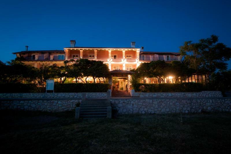 Hotel Villa Barbat Barbat na Rabu Экстерьер фото